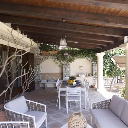 Ragona Villa *