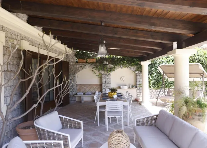 Ragona Villa *
